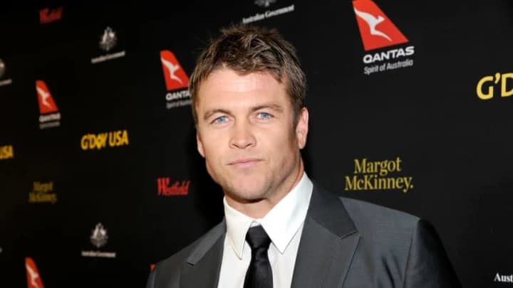 What is the IQ of Luke Hemsworth? And how smart is Luke Hemsworth?