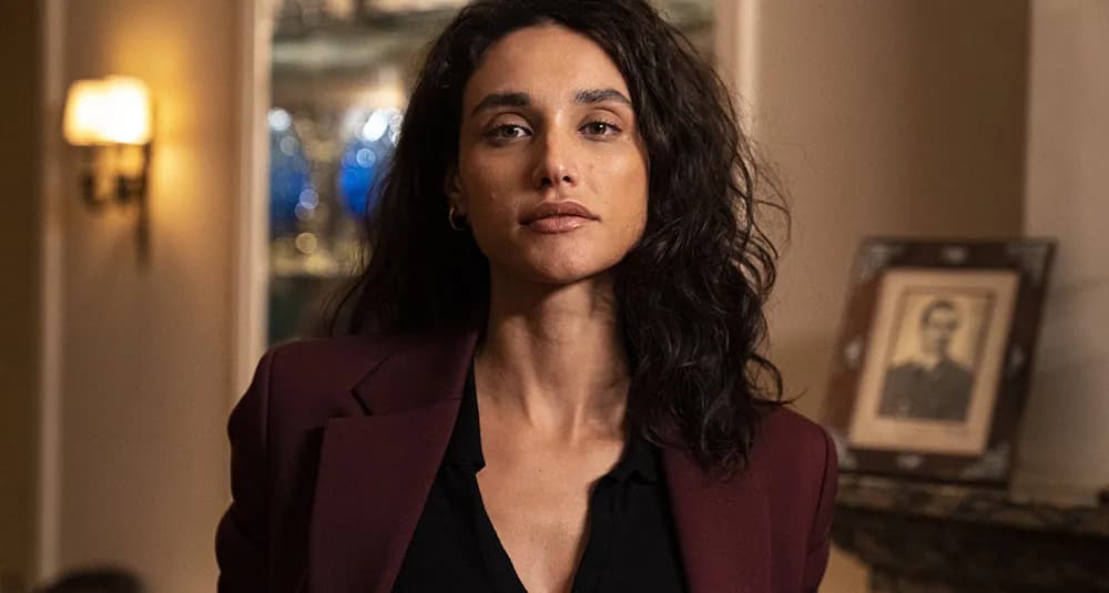 What is the IQ of Débora Nascimento? And how smart is Débora Nascimento?