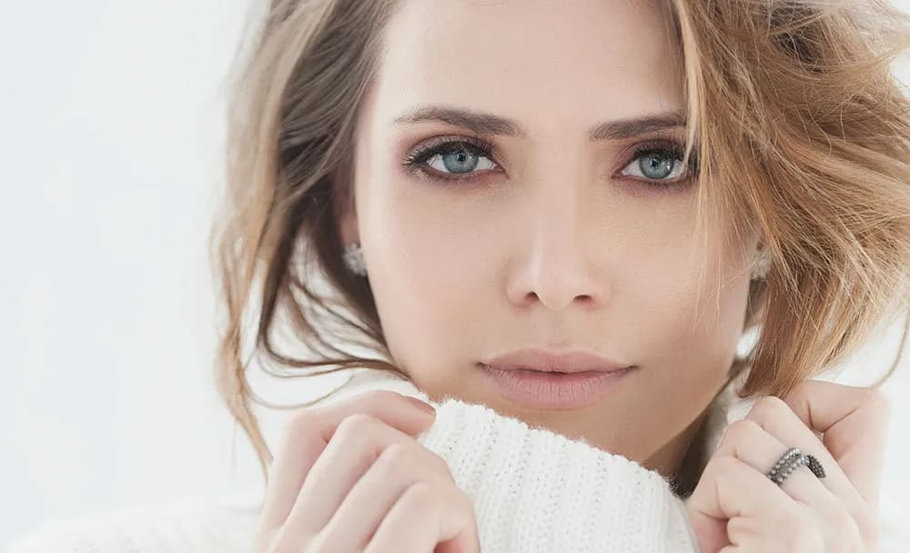 What is the IQ of Letícia Colin? And how smart is Letícia Colin?