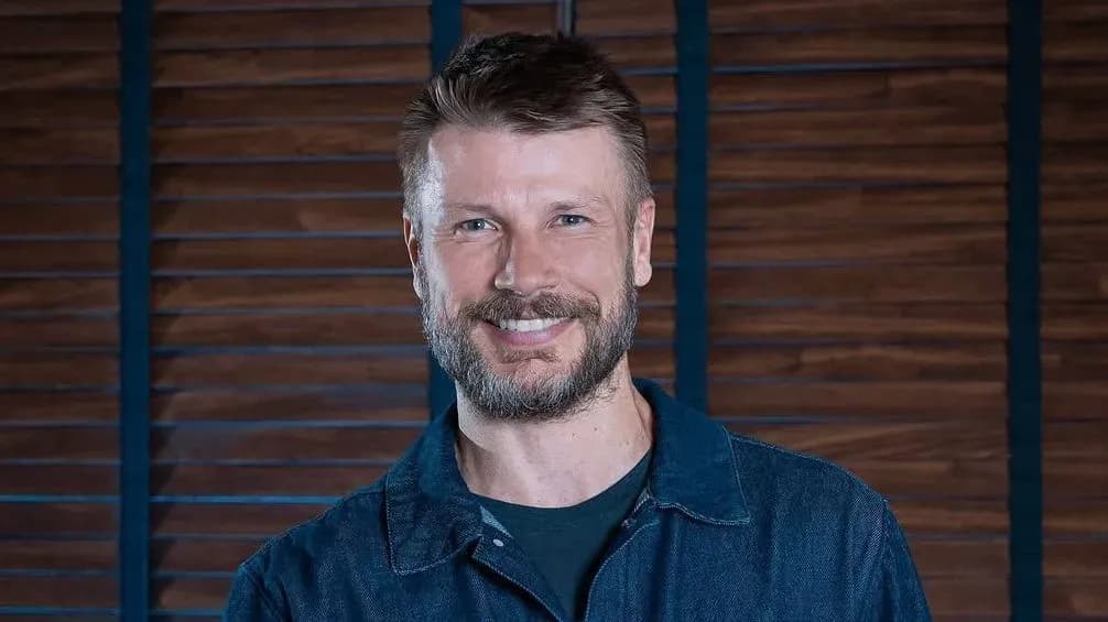 What is the IQ of Rodrigo Hilbert? And how smart is Rodrigo Hilbert?