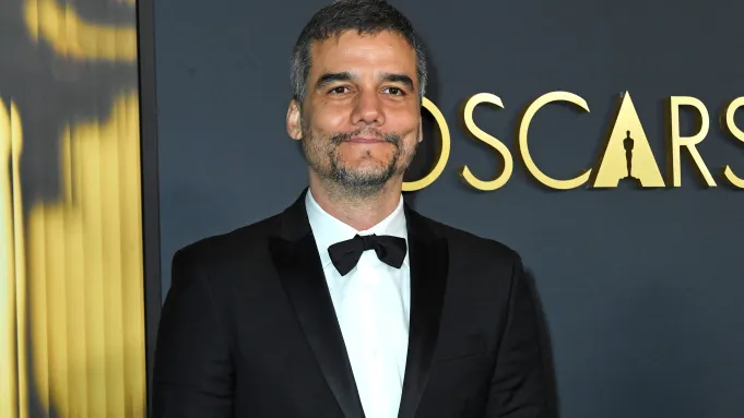 What is the IQ of Wagner Moura? And how smart is Wagner Moura?