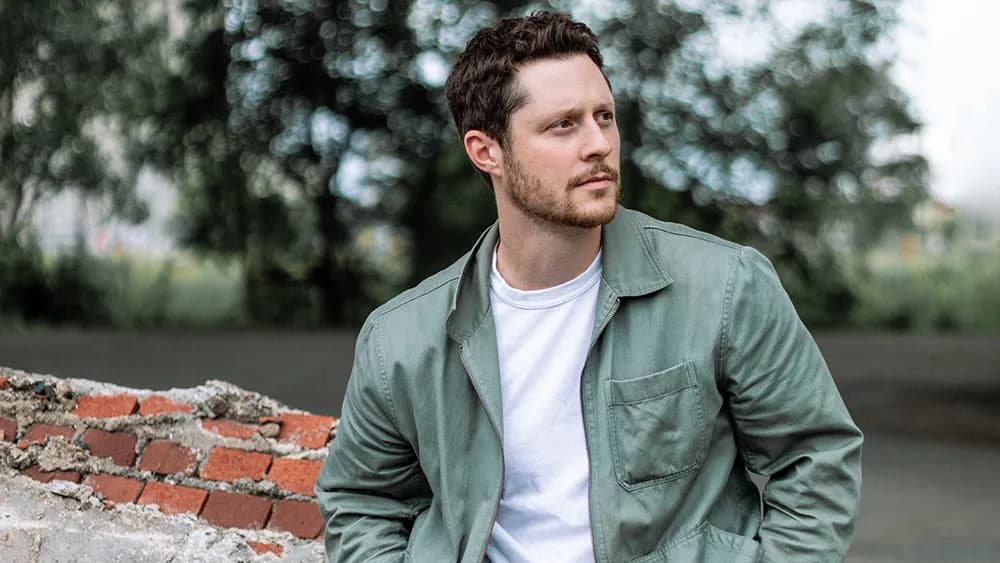 What is the IQ of Noah Reid? And how smart is Noah Reid?