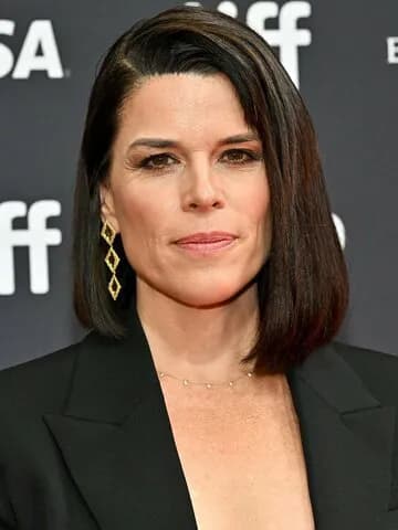 Neve Campbell