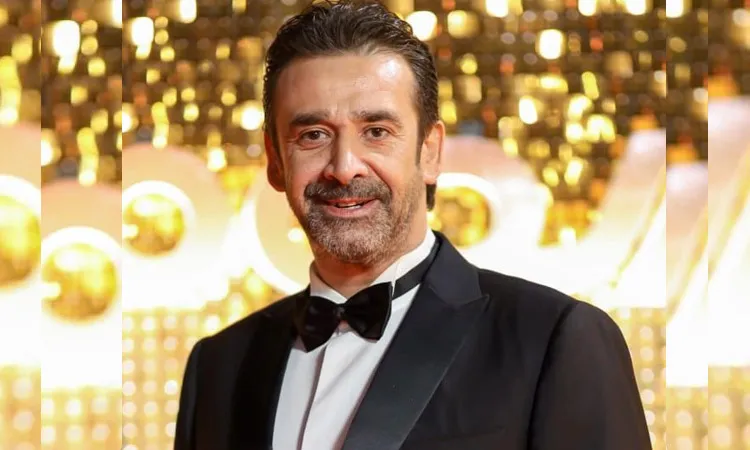 What is the IQ of Karim Abdel Aziz? And how smart is Karim Abdel Aziz?