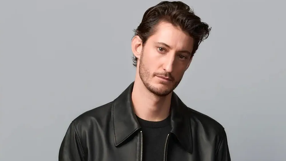 What is the IQ of Pierre Niney? And how smart is Pierre Niney?