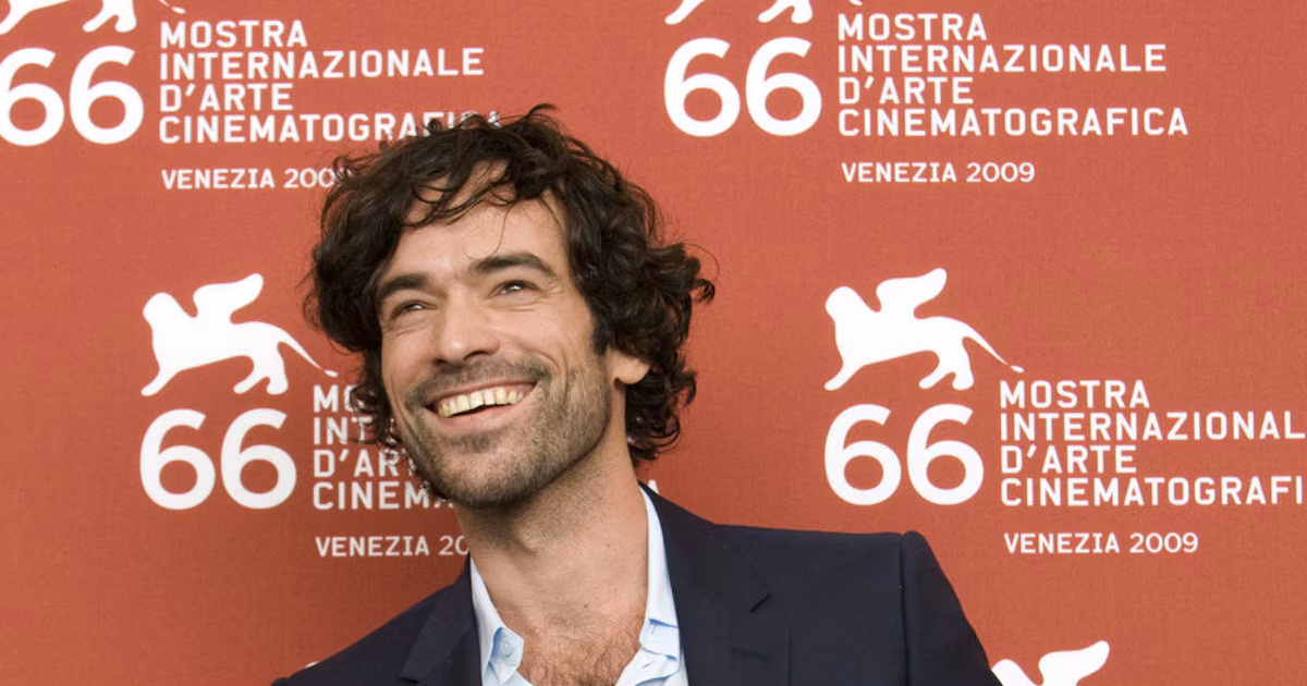 What is the IQ of Romain Duris? And how smart is Romain Duris?
