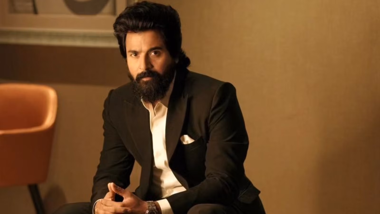 What is the IQ of Sivakarthikeyan? And how smart is Sivakarthikeyan?