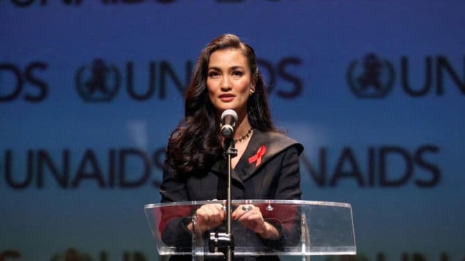 What is the IQ of Atiqah Hasiholan? And how smart is Atiqah Hasiholan?