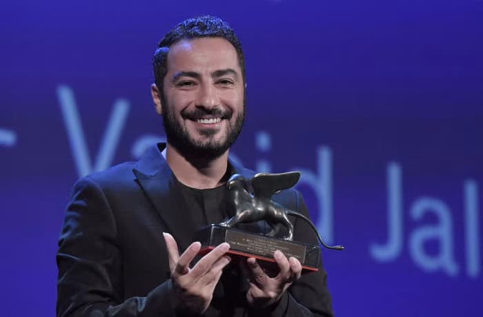 What is the IQ of Navid Mohammadzadeh? And how smart is Navid Mohammadzadeh?