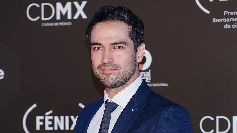 What is the IQ of Alfonso Herrera? And how smart is Alfonso Herrera?