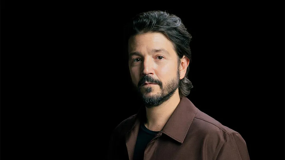 What is the IQ of Diego Luna? And how smart is Diego Luna?