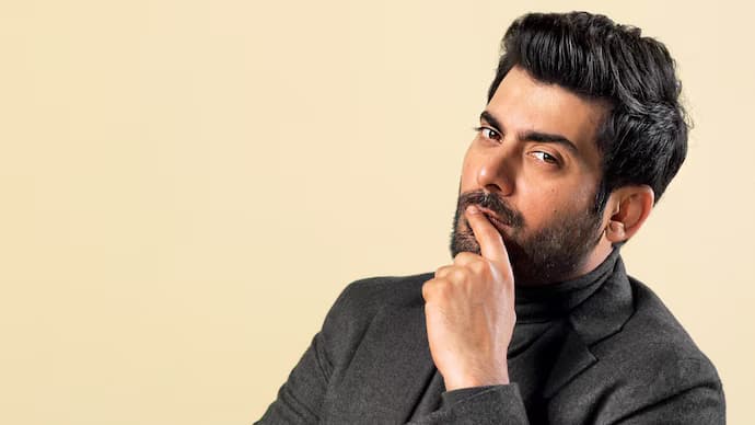 What is the IQ of Fawad Khan? And how smart is Fawad Khan?