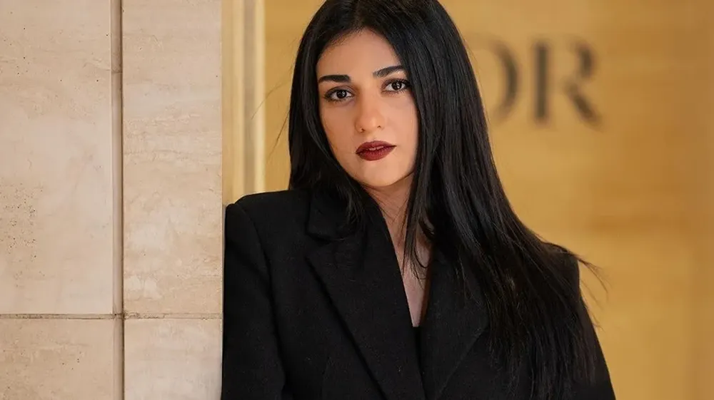 What is the IQ of Sarah Khan? And how smart is Sarah Khan?