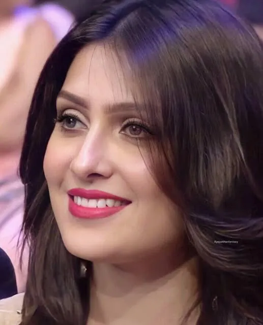 Ayeza Khan