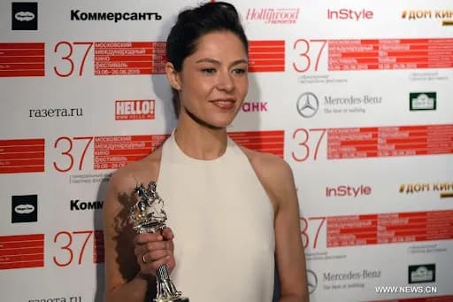 What is the IQ of Elena Lyadova? And how smart is Elena Lyadova?