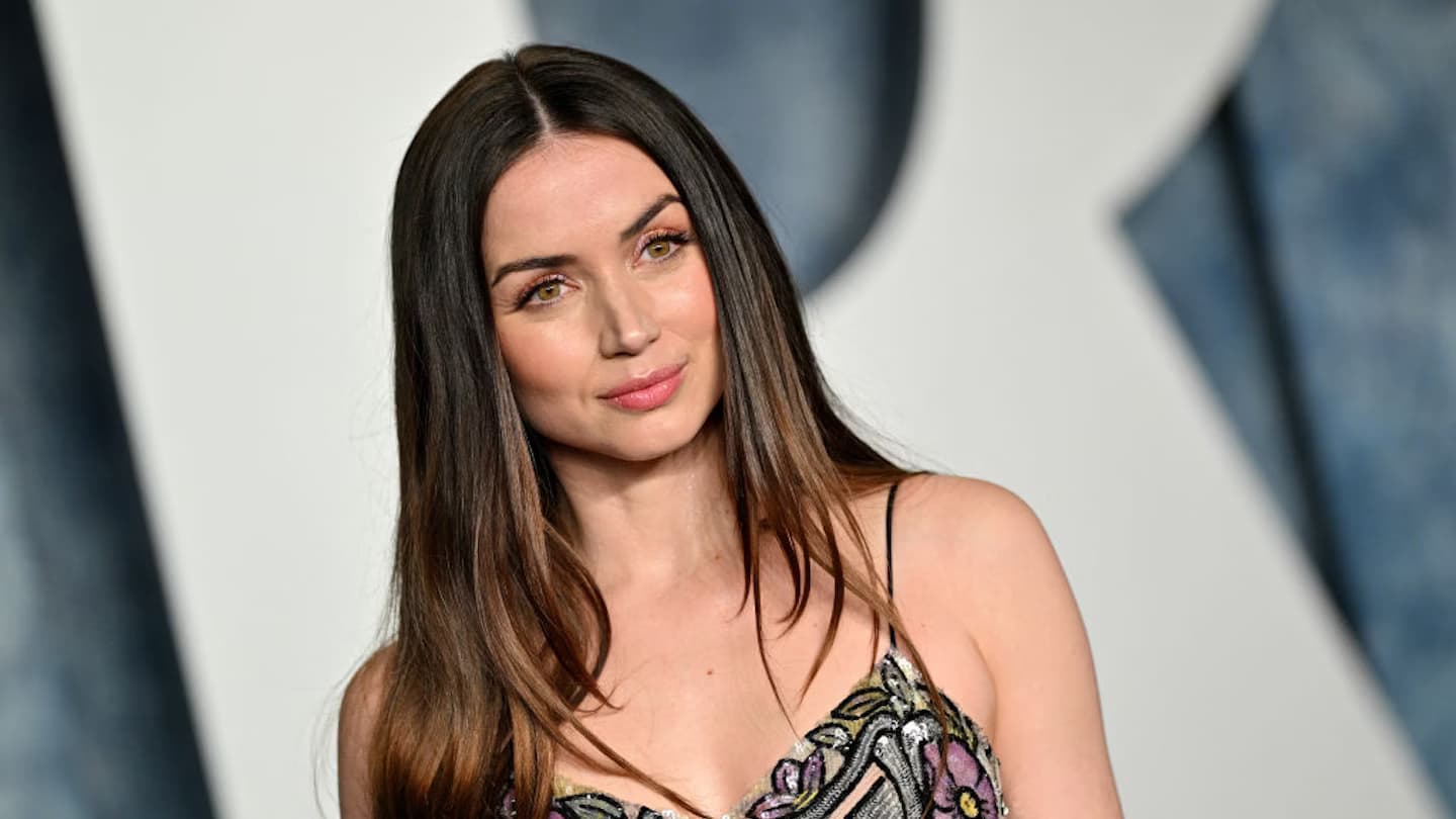 What is the IQ of Ana de Armas? And how smart is Ana de Armas?