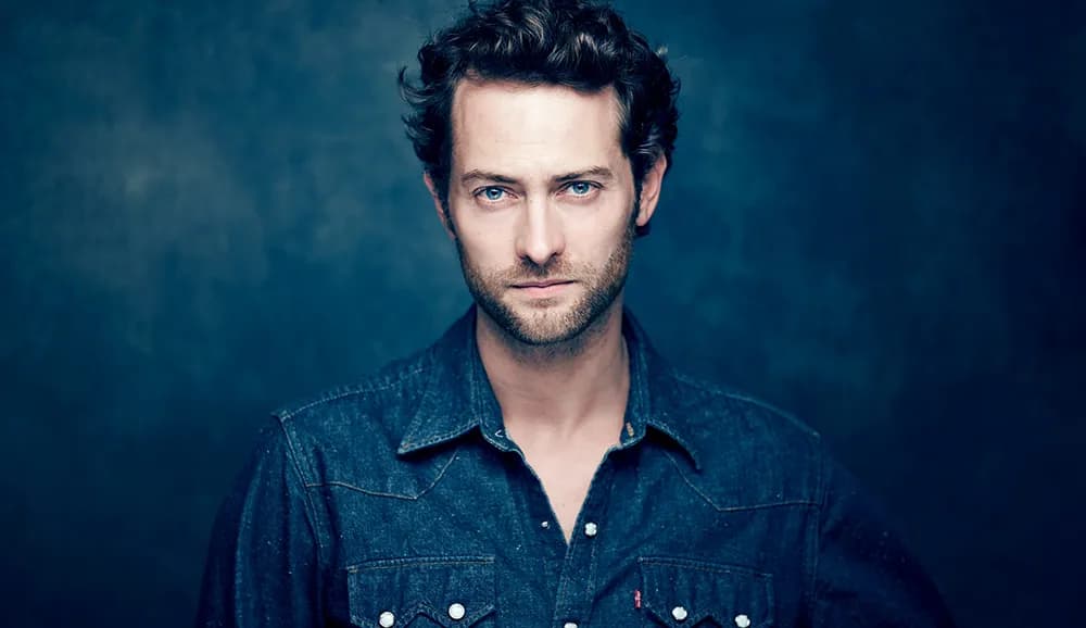 What is the IQ of Peter Vives? And how smart is Peter Vives?