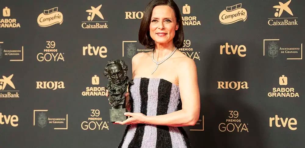 What is the IQ of Aitana Sánchez-Gijón? And how smart is Aitana Sánchez-Gijón?