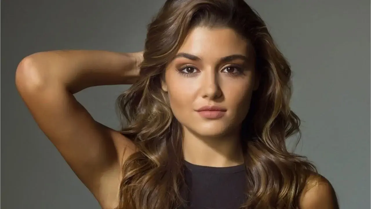 What is the IQ of Hande Erçel? And how smart is Hande Erçel?