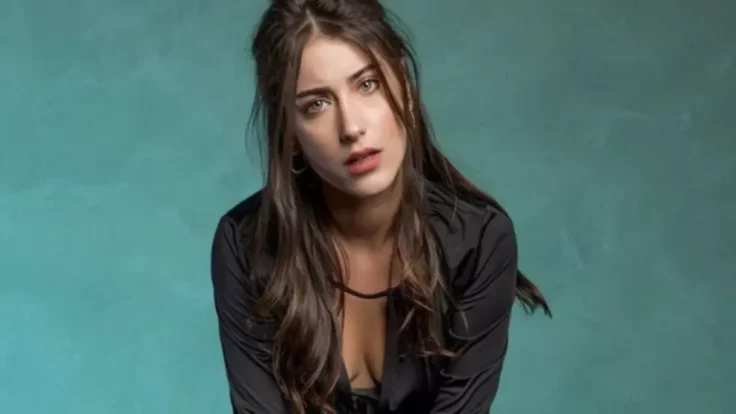 What is the IQ of Hazal Kaya? And how smart is Hazal Kaya?