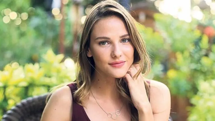 What is the IQ of Alina Boz? And how smart is Alina Boz?