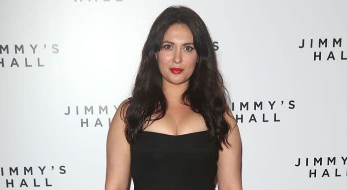 What is the IQ of Yasmine Akram? And how smart is Yasmine Akram?