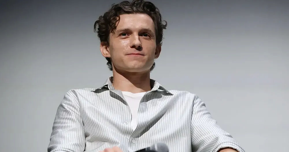 What is the IQ of Tom Holland? And how smart is Tom Holland?