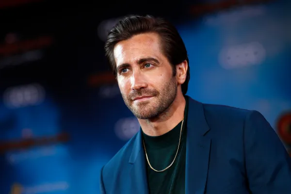 What is the IQ of Jake Gyllenhaal? And how smart is Jake Gyllenhaal?