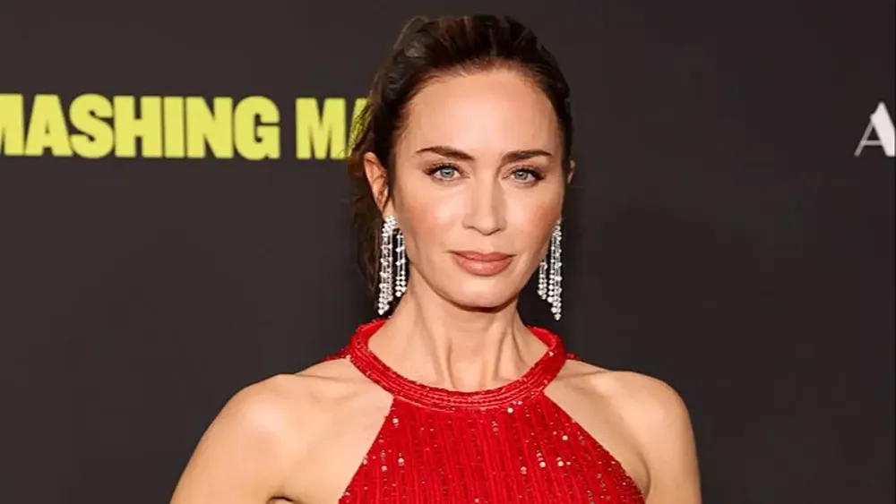 What is the IQ of Emily Blunt? And how smart is Emily Blunt?