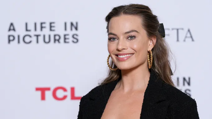 What is the IQ of Margot Robbie? And how smart is Margot Robbie?