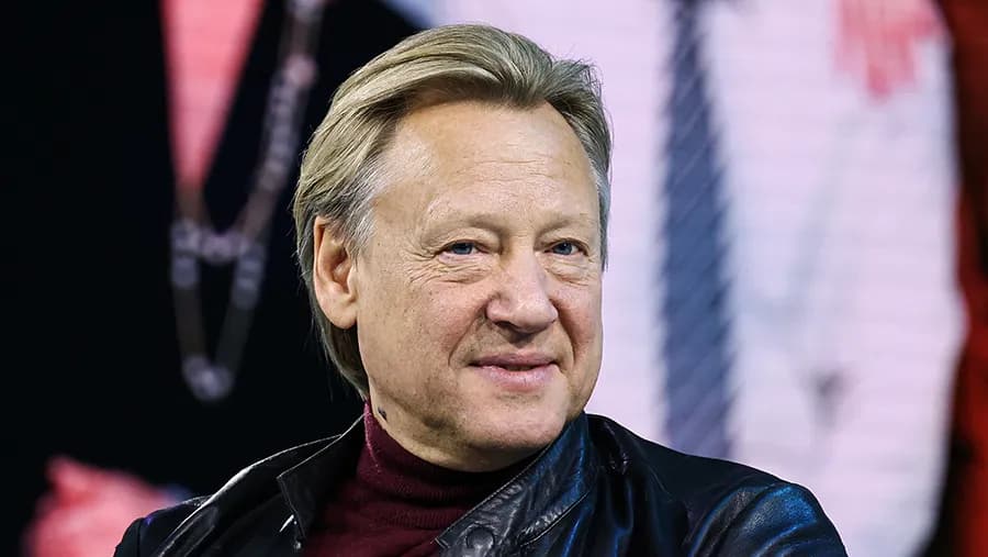 What is the IQ of Dmitry Kharatyan? And how smart is Dmitry Kharatyan?