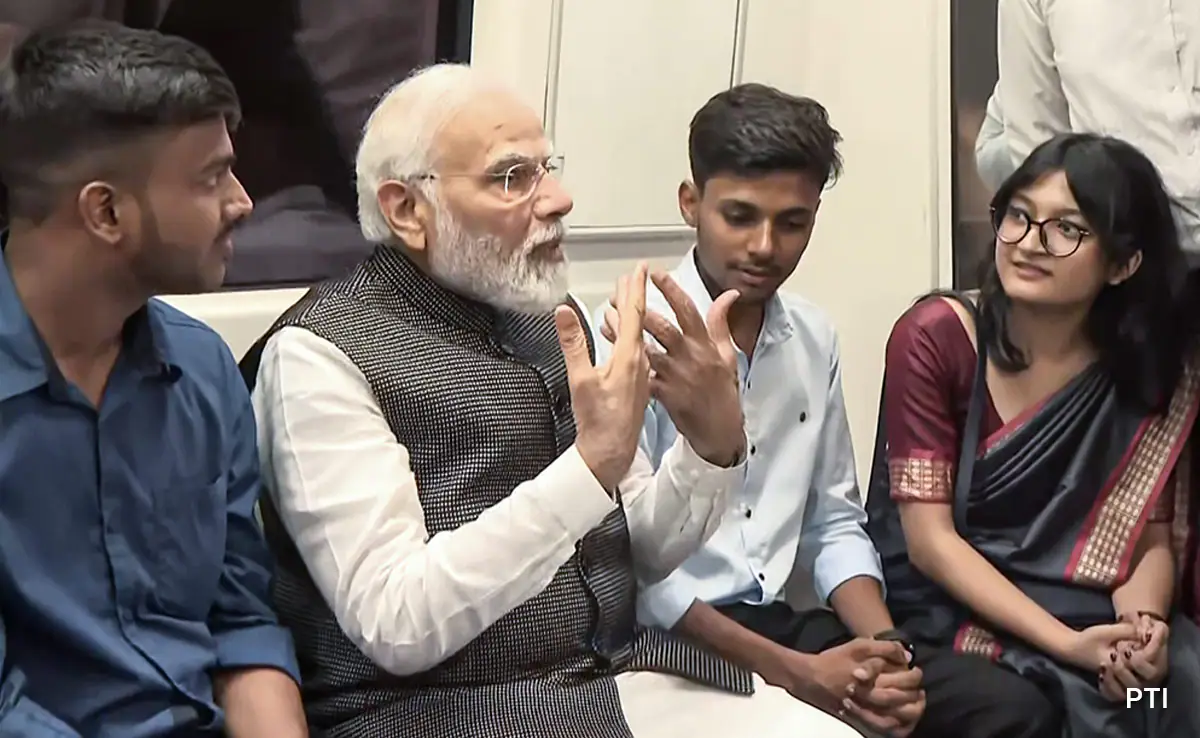 What is the IQ of Narendra Modi? And how smart is Narendra Modi?
